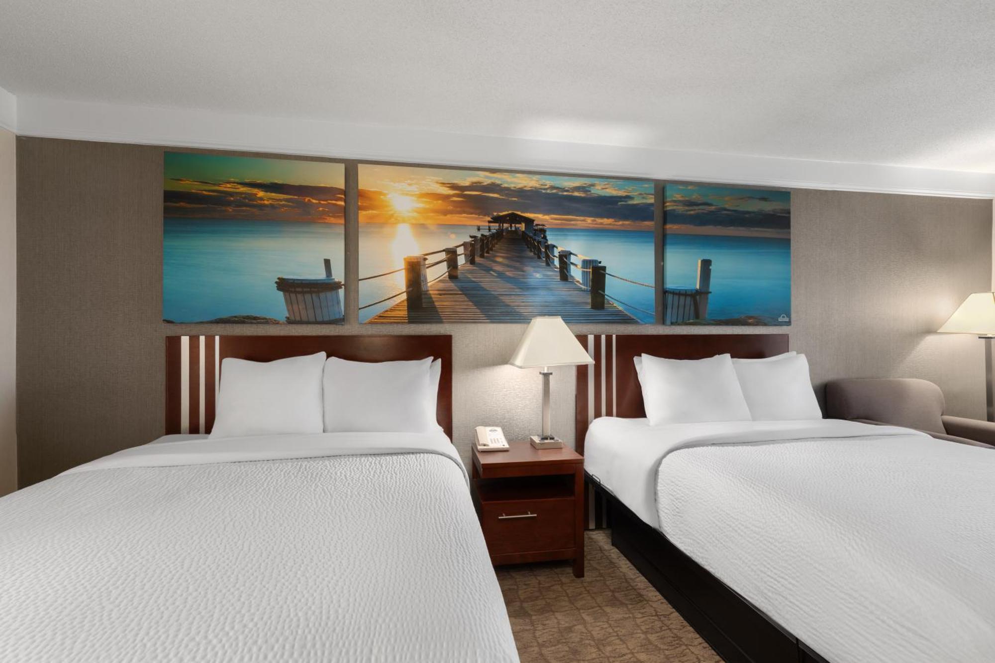 Days Inn By Wyndham Columbia Kentucky Dış mekan fotoğraf
