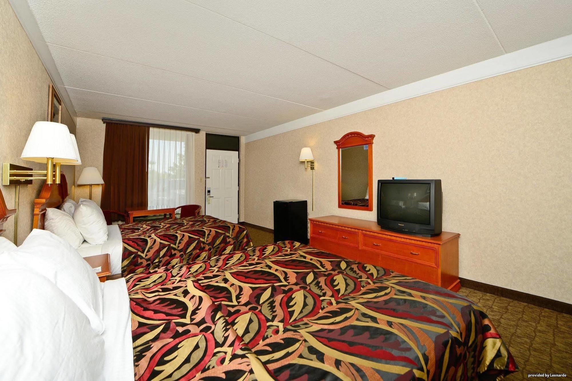 Days Inn By Wyndham Columbia Kentucky Dış mekan fotoğraf